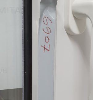 Zaštitna ljepljiva traka za prozore
